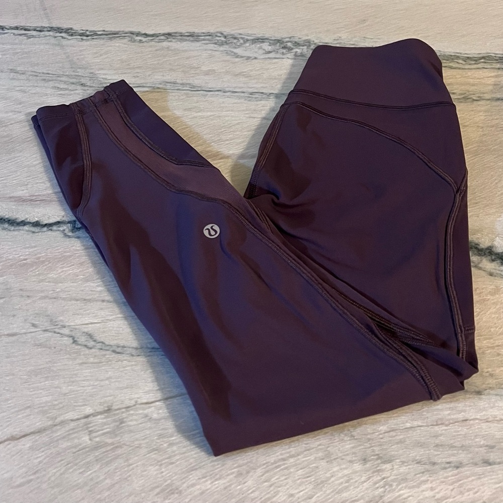 Lululemon Invigorate 7/8 Tight (25") - Picture 2 of 14